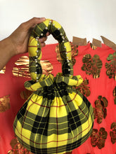 Load image into Gallery viewer, Yellow &amp; Black Tartan Scallop Handle Bag
